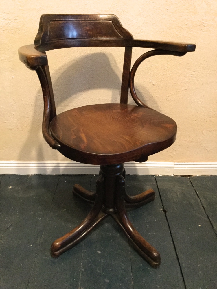 thonet_drehfauteuil_neu